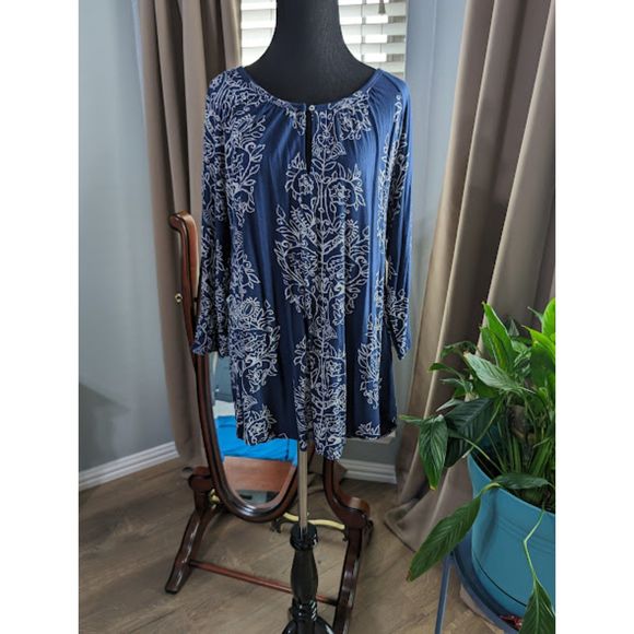 Lucky Brand Top - Picture 1 of 8